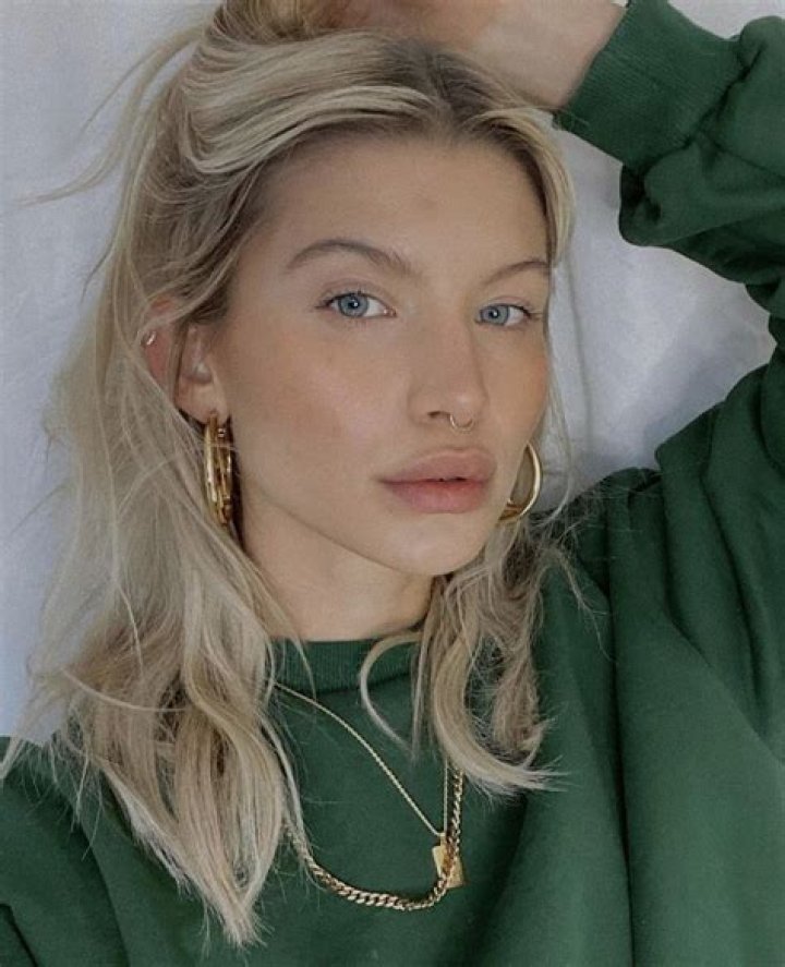 Age, Height, Boyfriend, Net Worth, And Career Of Mary Canterbury