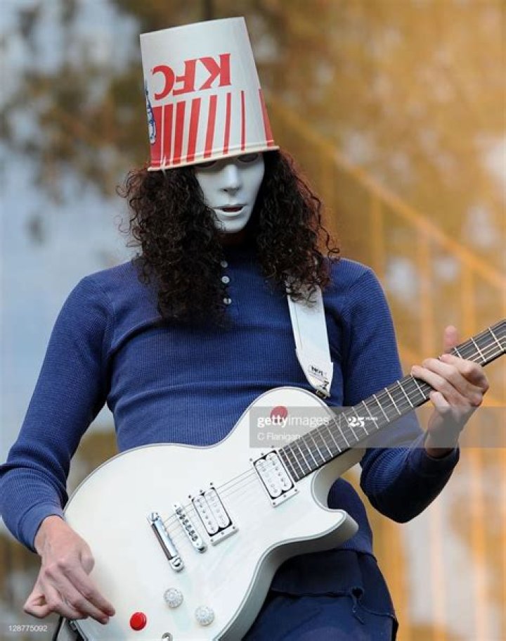 Buckethead