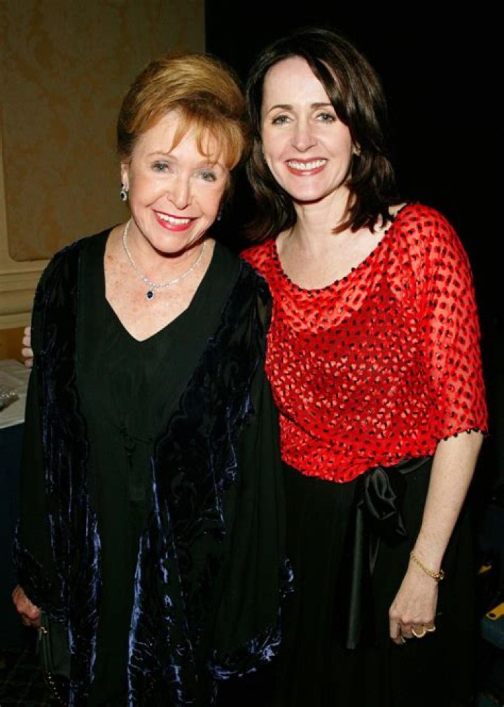 Carol Higgins Clark Wiki | Is She Married | Author Ethnicity And Family