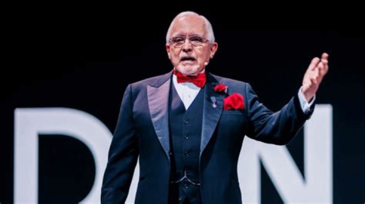 Dan Pena