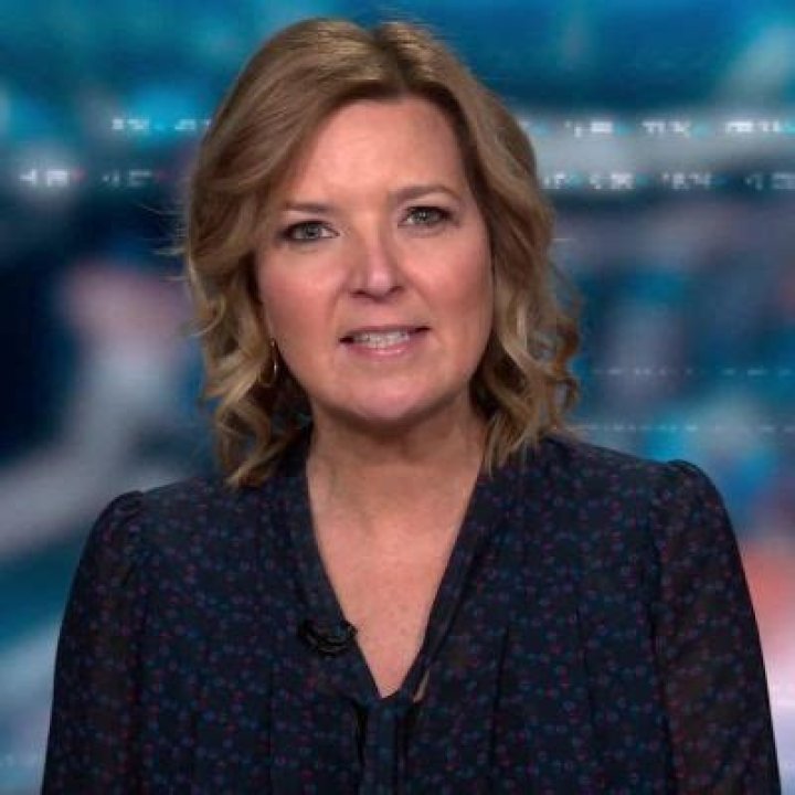 Is Christine Romans Leaving CNN | CNN Anchor Net Worth & Career