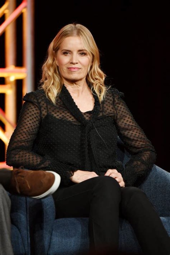 Kim Dickens | Bio, Age, Net Worth, Relationship, Career