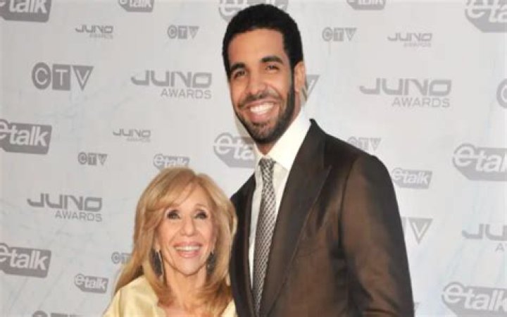 Life Of Drake’s Mother Sandi Graham