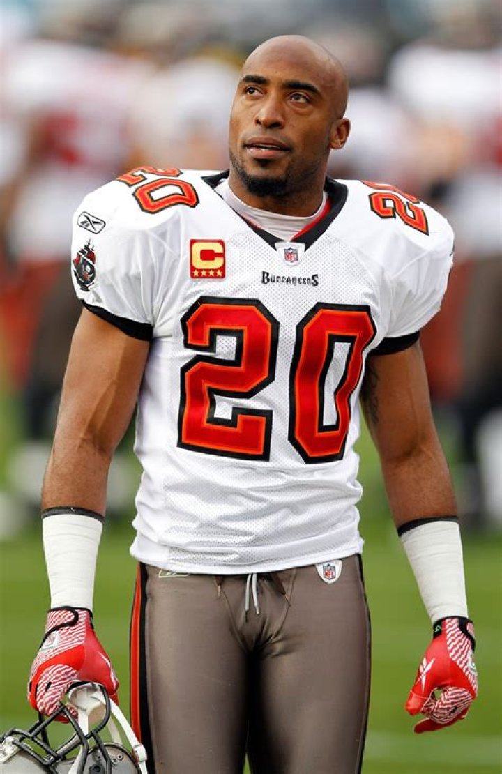 Ronde Barber Net Worth | How Rich is He | Explore His Salary And Career Earnings