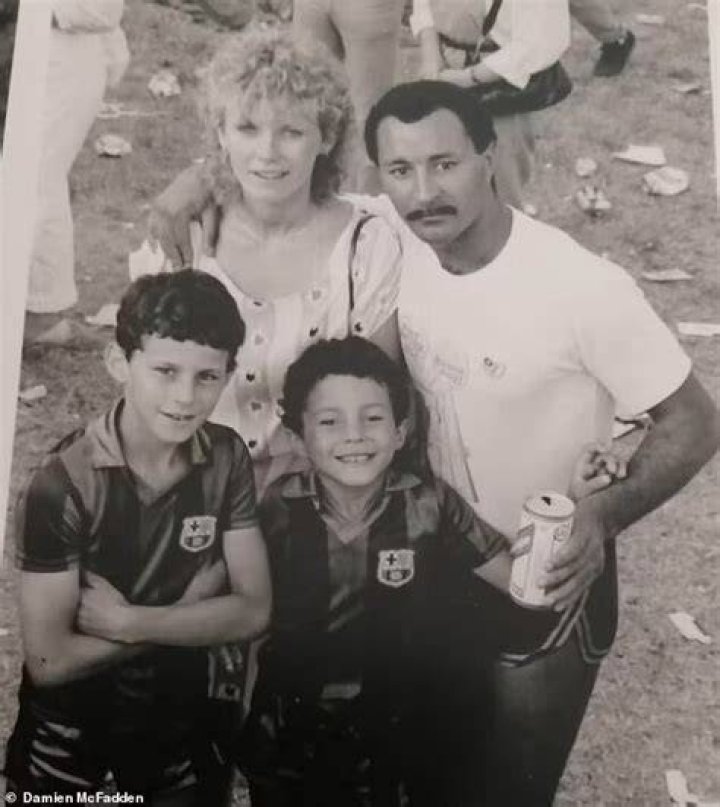 Ryan Giggs | Parents: Dad Danny Wilson And Mom Lynne Giggs