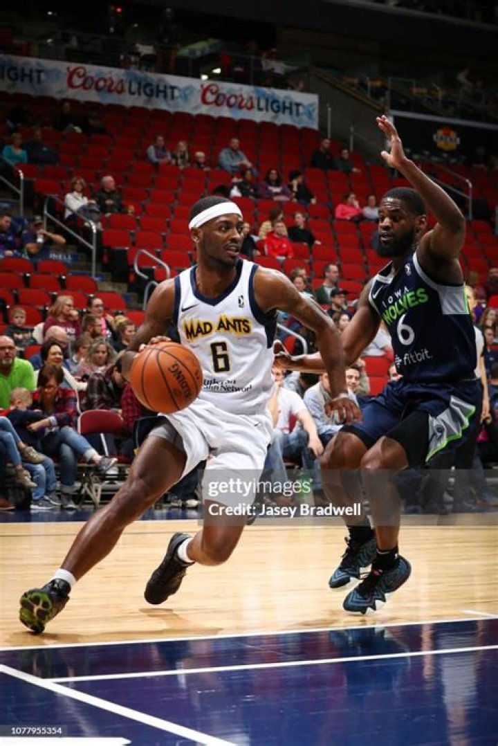 Tra-Deon Hollins