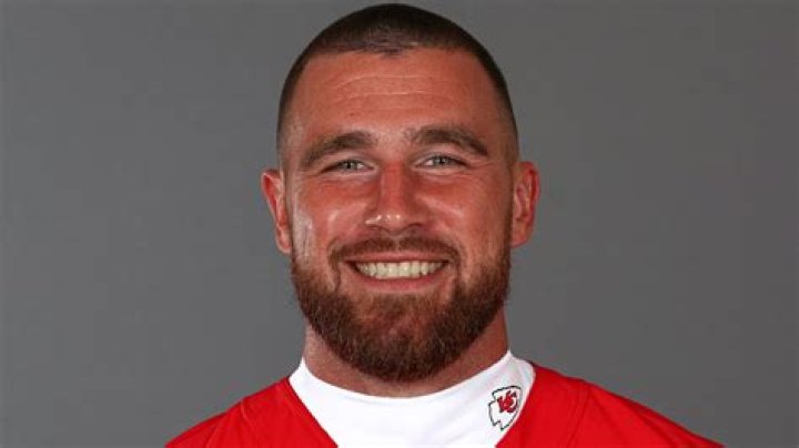 Travis Kelce | Bio, Age, Net Worth, Relationship, Career